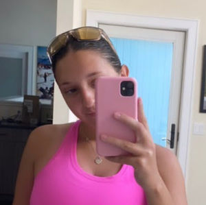 Meet your Posher, Rose